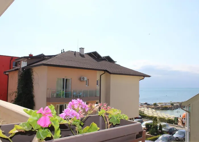 Pensión Amadeus Nesebar